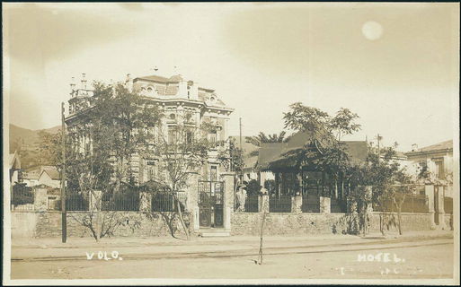 Lot 02219
