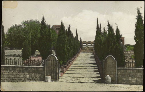 Lot 02682